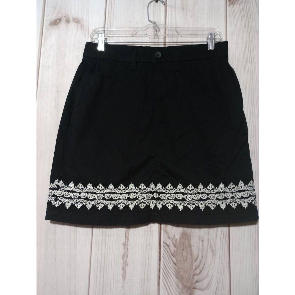 Croft & Barrow Womens Black Embroidered Skort Size 6 Cotton Blend‎ Mini Skirt